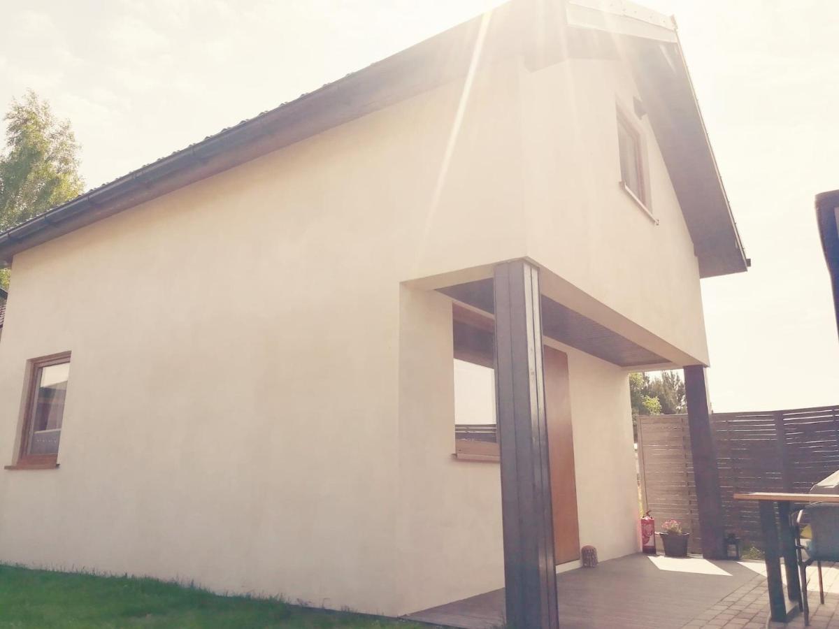 Wakacyjne Domki Villa อุสตรอเนียมอร์สเกีย ภายนอก รูปภาพ